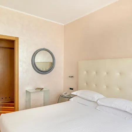 Sanpi 4* Milánó